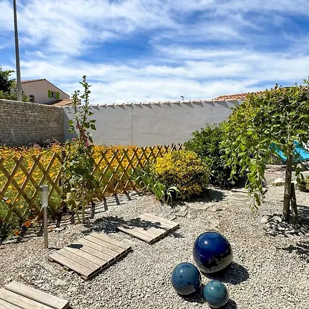 Vila Jolie Maison Au Calme Avec Piscine *