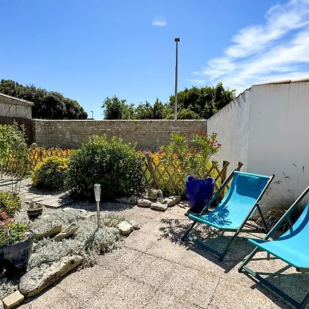 Jolie Maison Au Calme Avec Piscine *